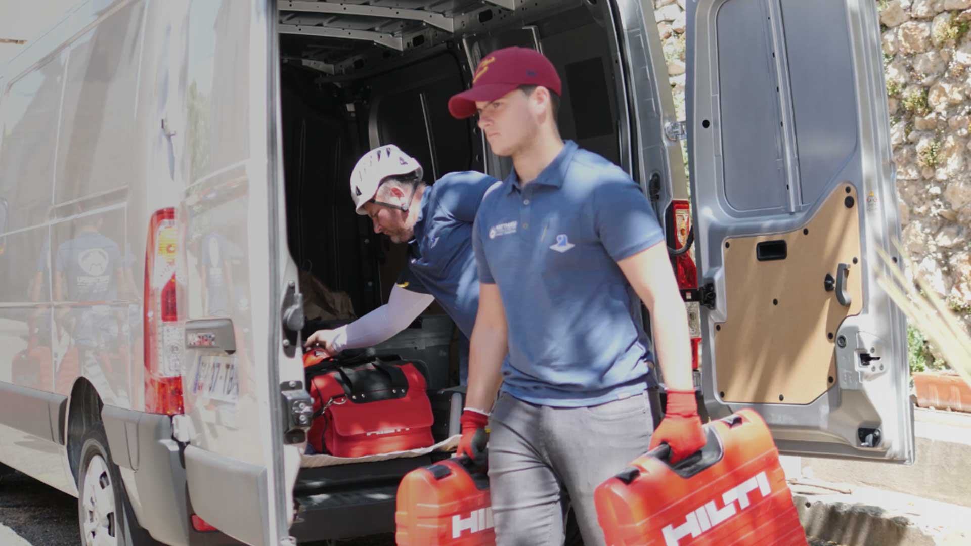 Couvreurs et charpentiers à sanary